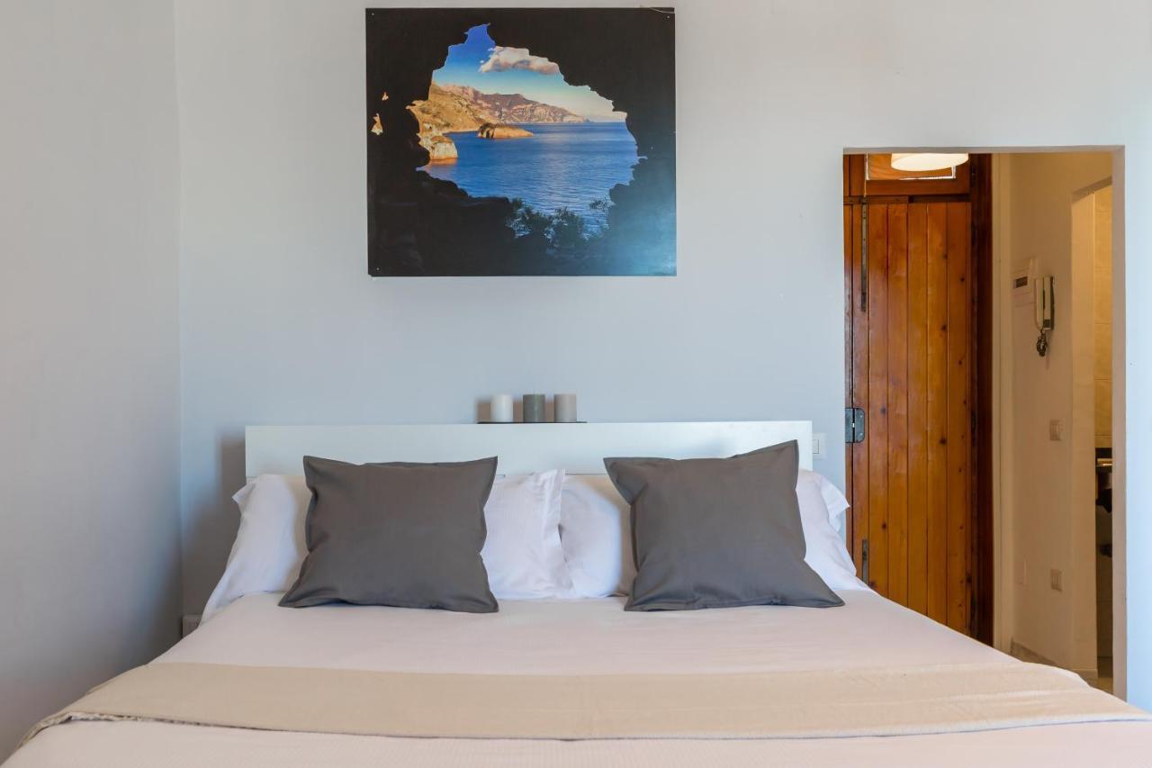 Seaview Apartment In Posillipo By Wonderful Italy Peschiera del Garda Exteriör bild